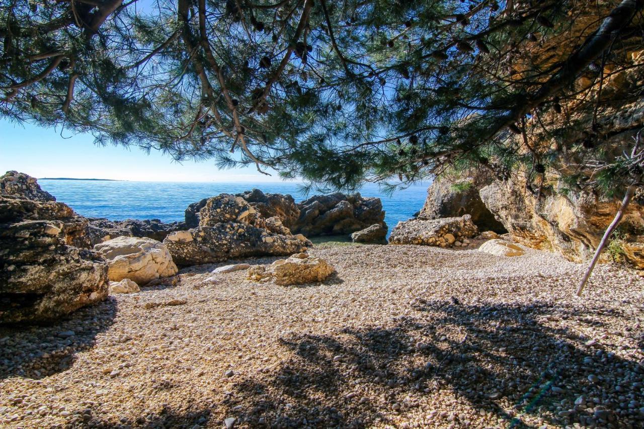Holiday House Nova Stara Baska Exterior photo