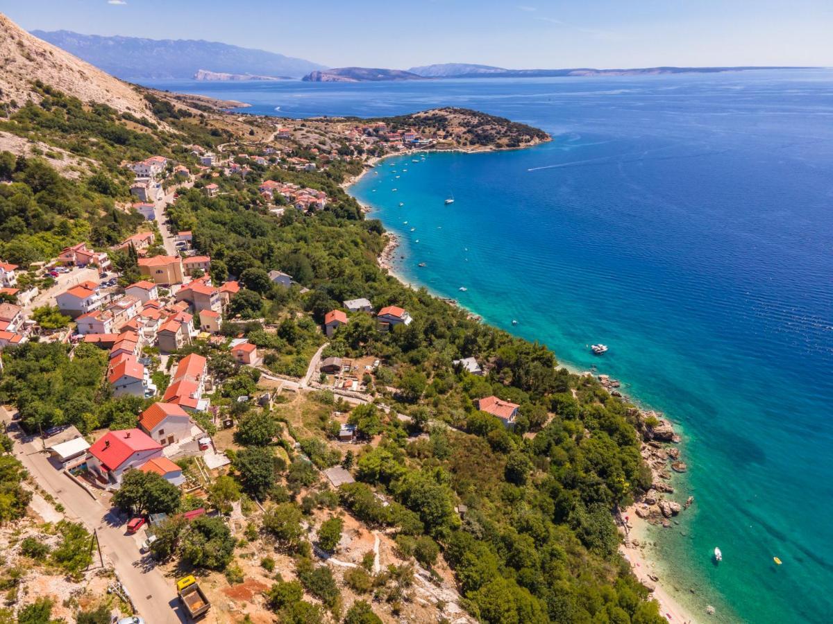 Holiday House Nova Stara Baska Exterior photo